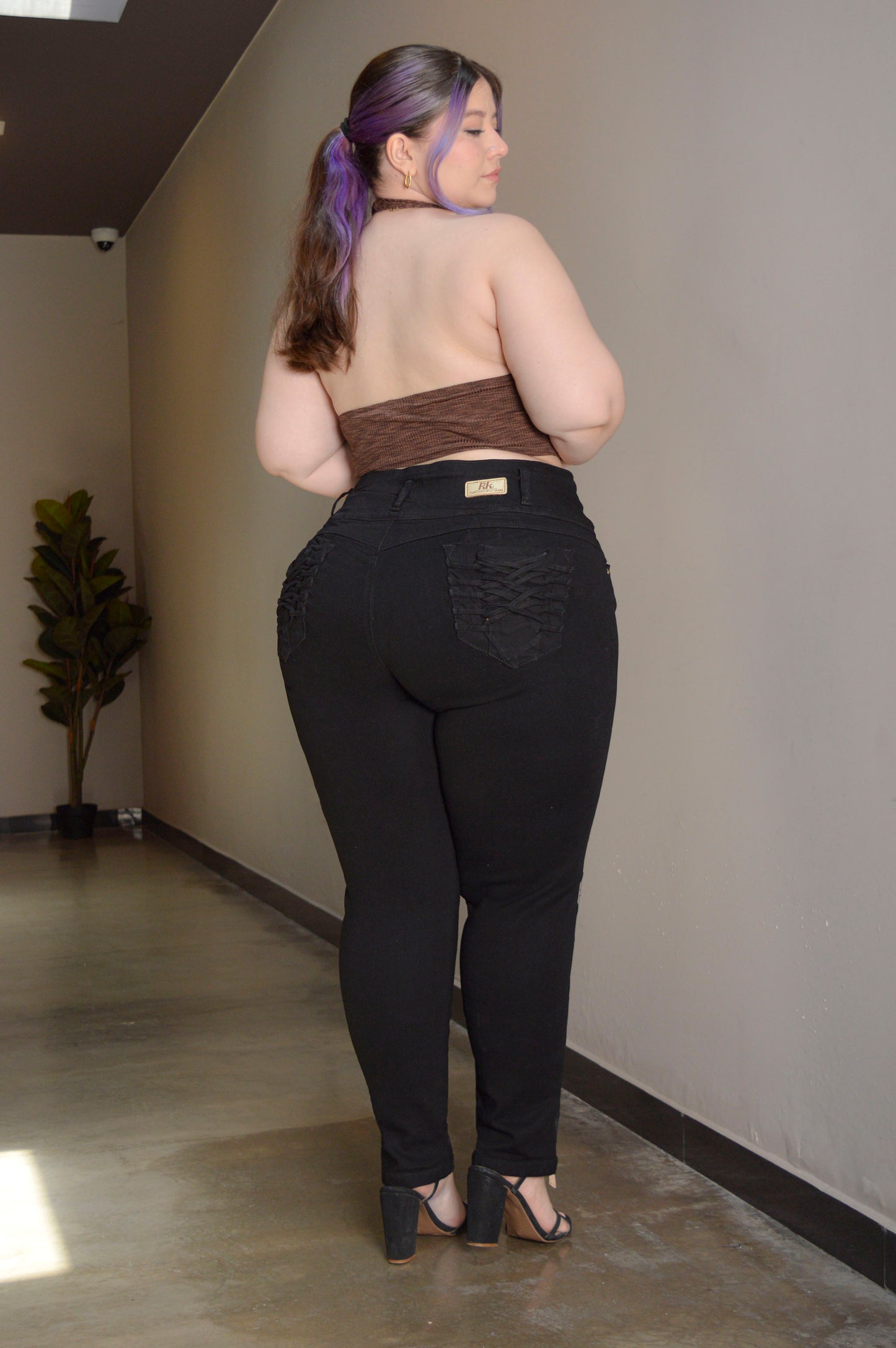 SKINNY PLUS DAMA REF 024